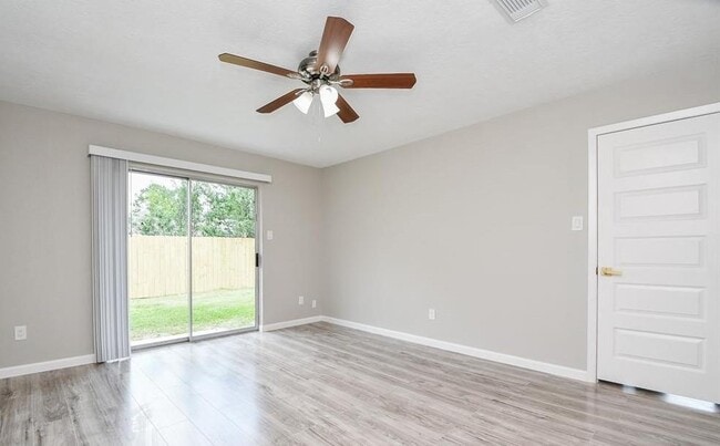 Building Photo - 2810 Dove Country Dr