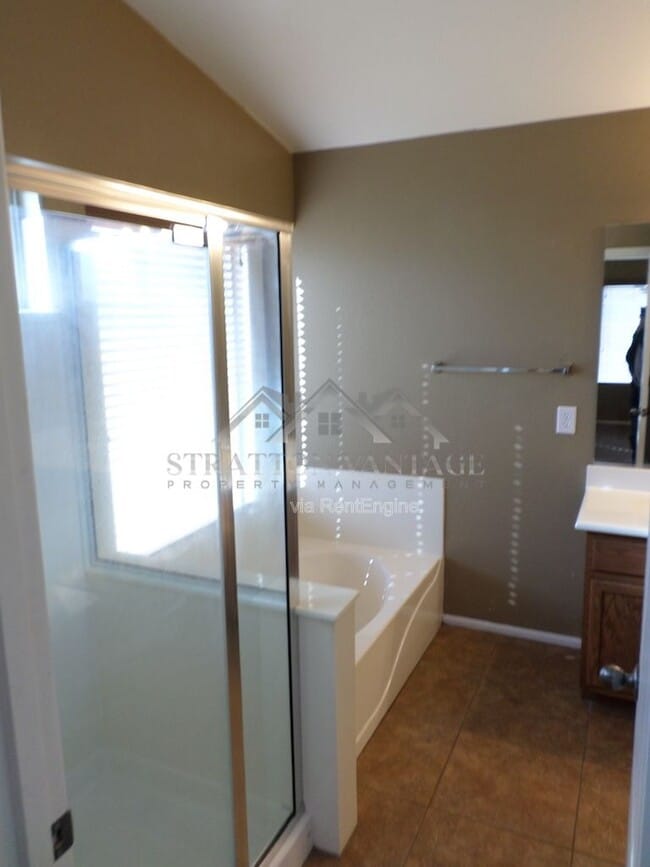 Building Photo - 4445 E Amarillo Dr