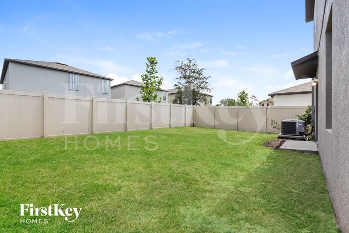 Building Photo - 10228 Cool Waterlily Ave
