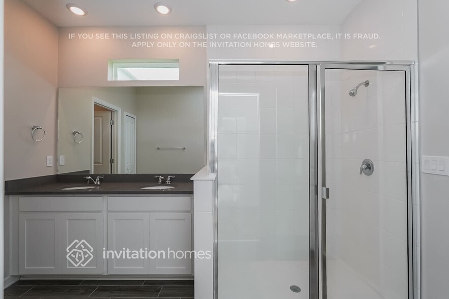 Building Photo - 7610 Ashcroft Dr