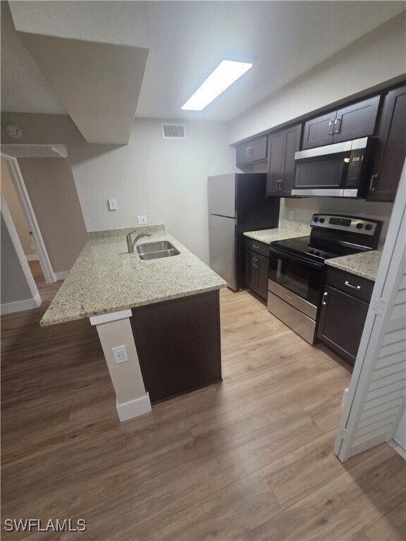 Building Photo - 5307 Summerlin Rd