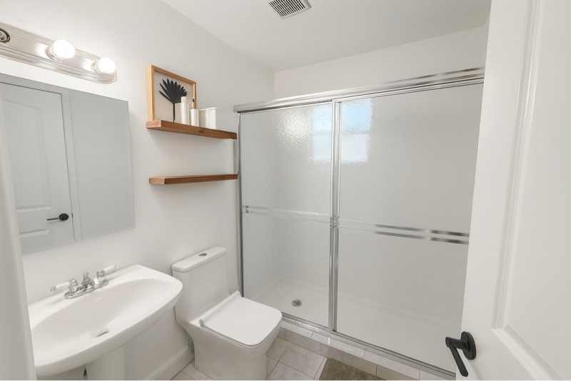 Building Photo - 2395 NE 184th Terrace