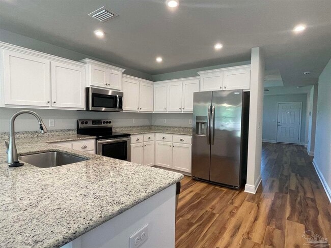Building Photo - 7130 Sonny Dr