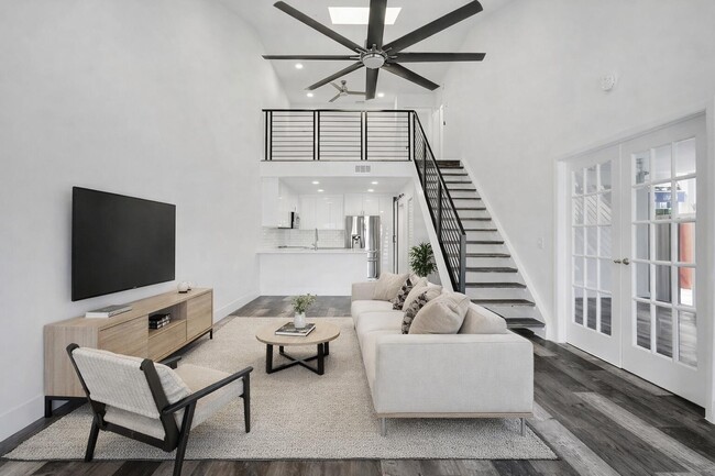 Building Photo - 4143 Palm Bay Cir