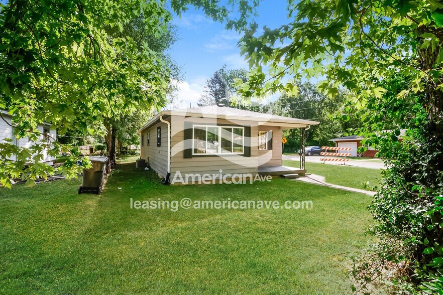 Building Photo - 3201 Ralston Ave