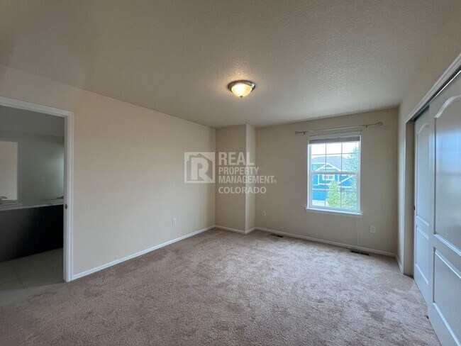 Building Photo - 787 Sundance Ln