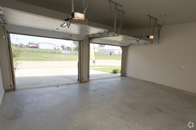 2 Car Garage - Every Unit - Belmar East