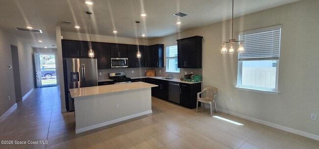 Building Photo - 2532 Painted Sky Ave