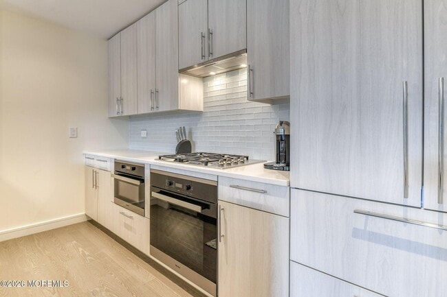 Building Photo - 30 Melrose Terrace