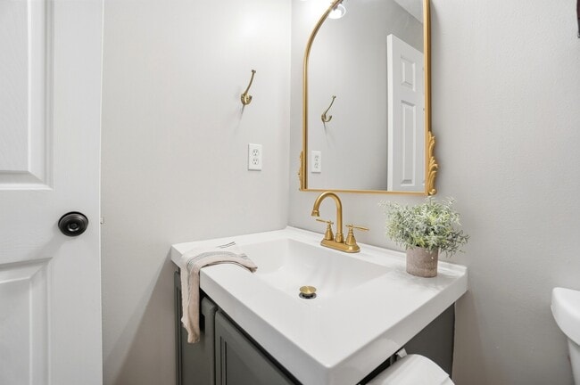 Building Photo - 3749 Sugarberry Dr
