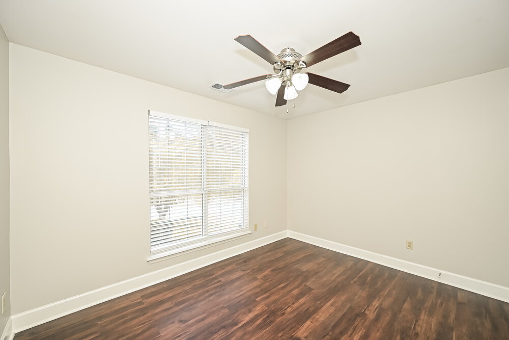 Building Photo - 1009 Nighthawk Ln