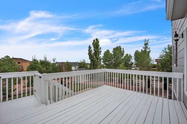 Building Photo - 9811 Carrington Dr
