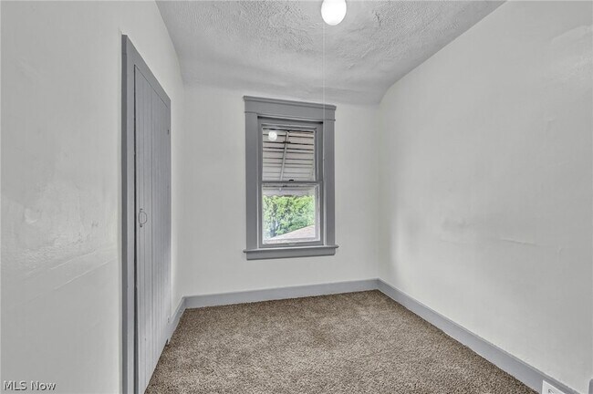 Building Photo - 3341 E 145th St