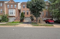 Building Photo - 21217 Millwood Sq