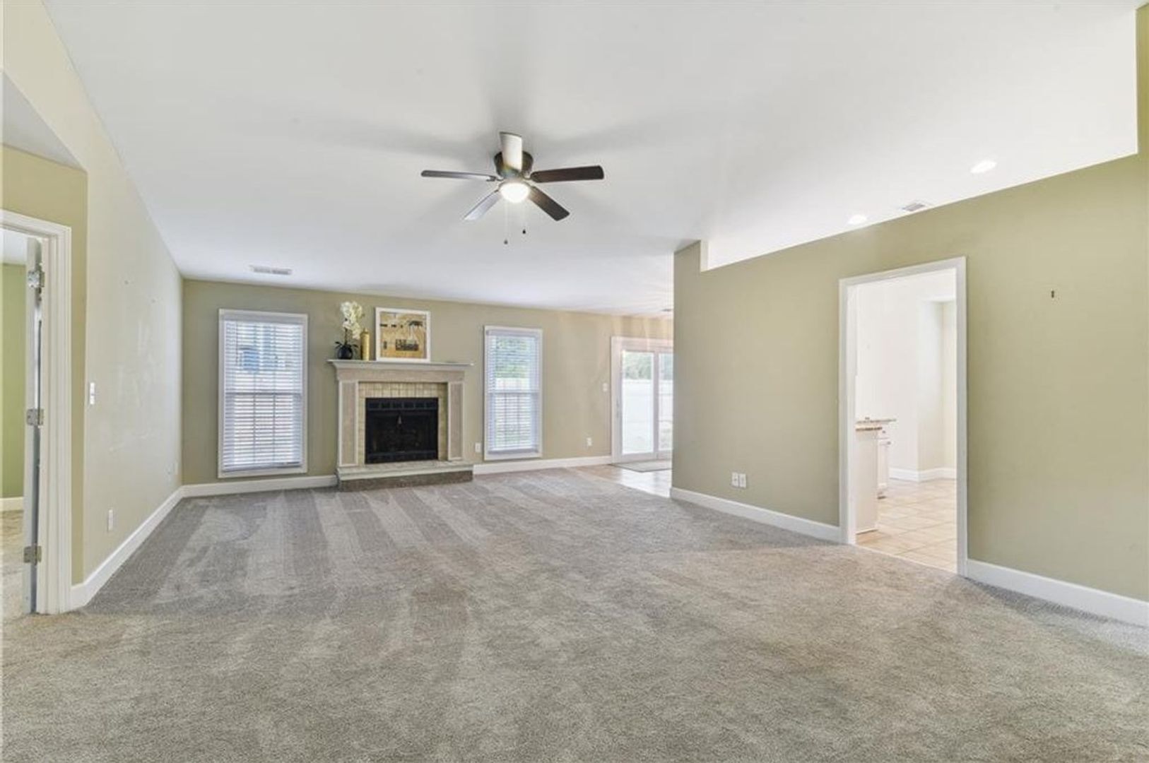 Building Photo - 4660 Hanstedt Trce