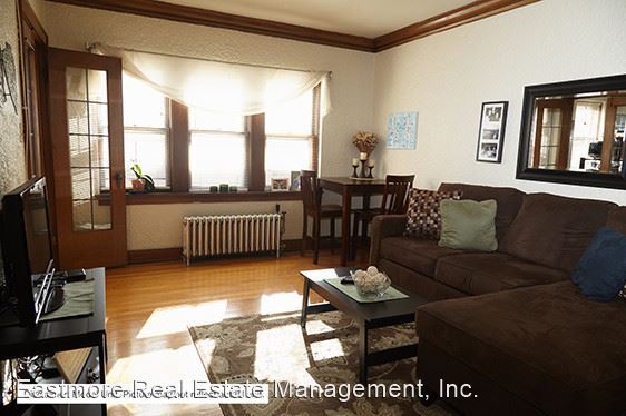 Building Photo - 4474 N Oakland Ave