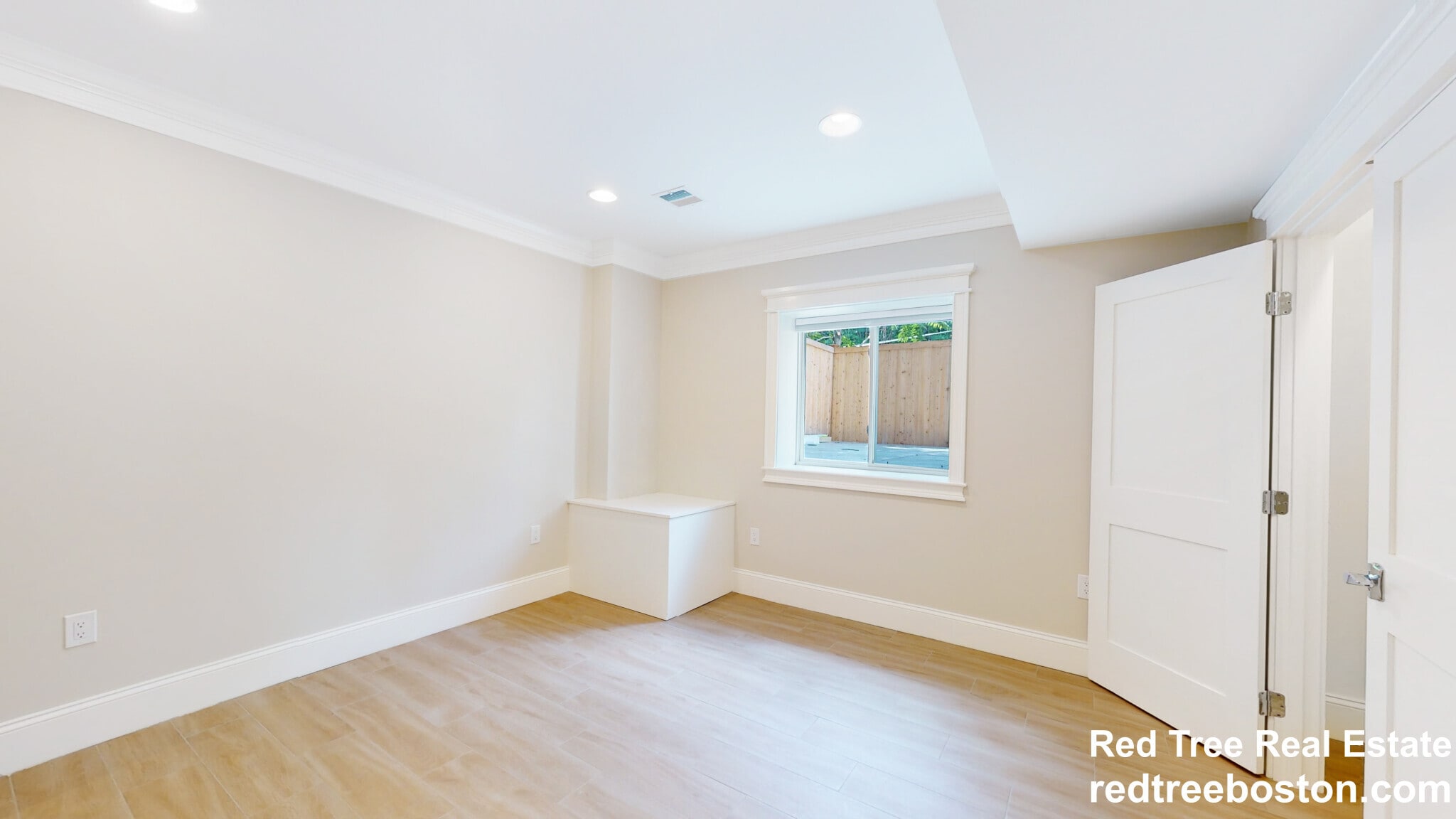 Building Photo - 101 Sumner Rd