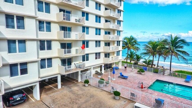 Building Photo - 3221 S Ocean Blvd