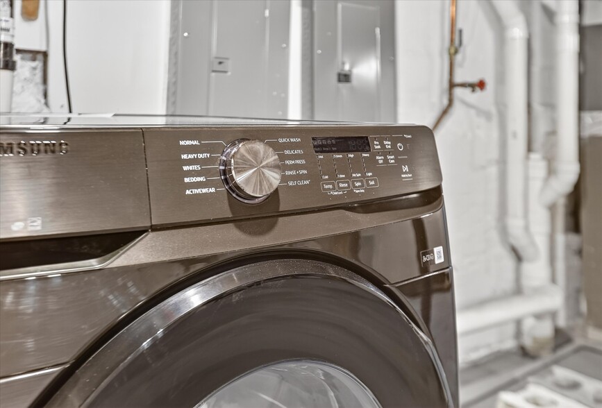 Building Photo - 509 McDonald St