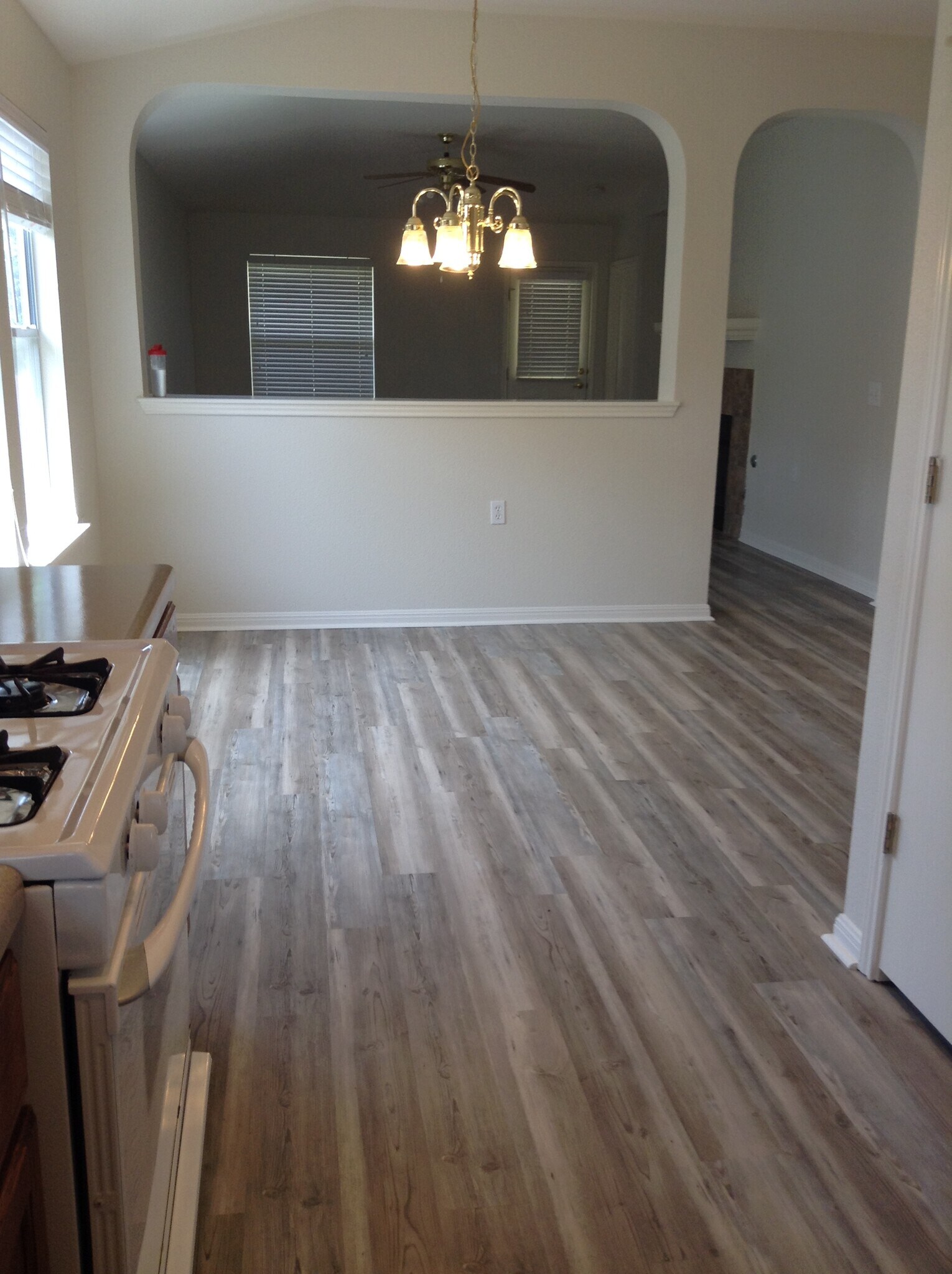 dining room from kitchen view - 5605 Bentsen Ln