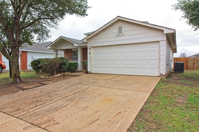 Building Photo - 232 Brickyard Ln