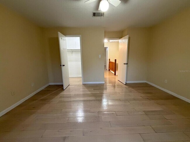 Building Photo - 7501 Gallineta Ct