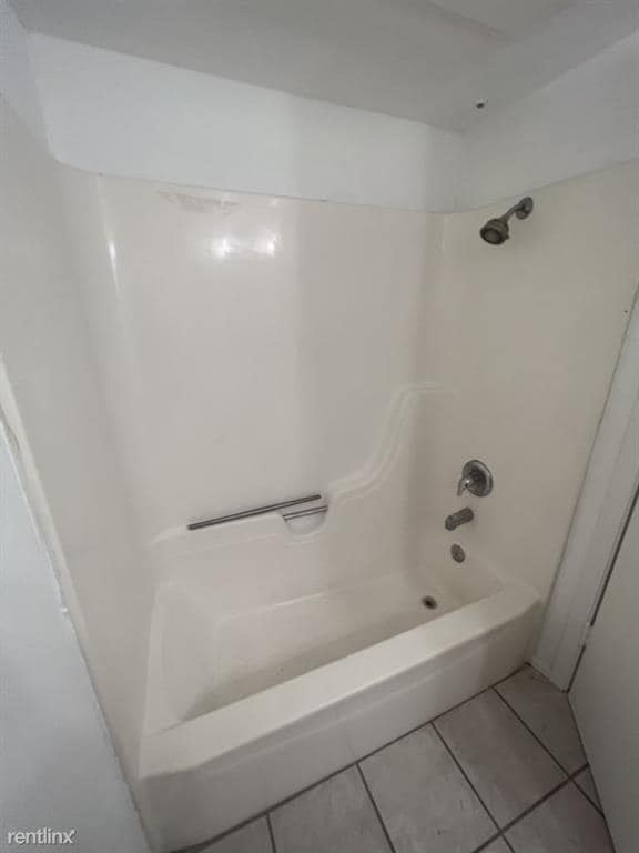 Building Photo - 3458 Willowrun Dr