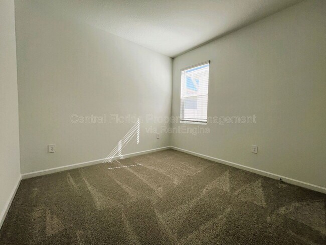 Building Photo - 2080 Rider Rain Ln