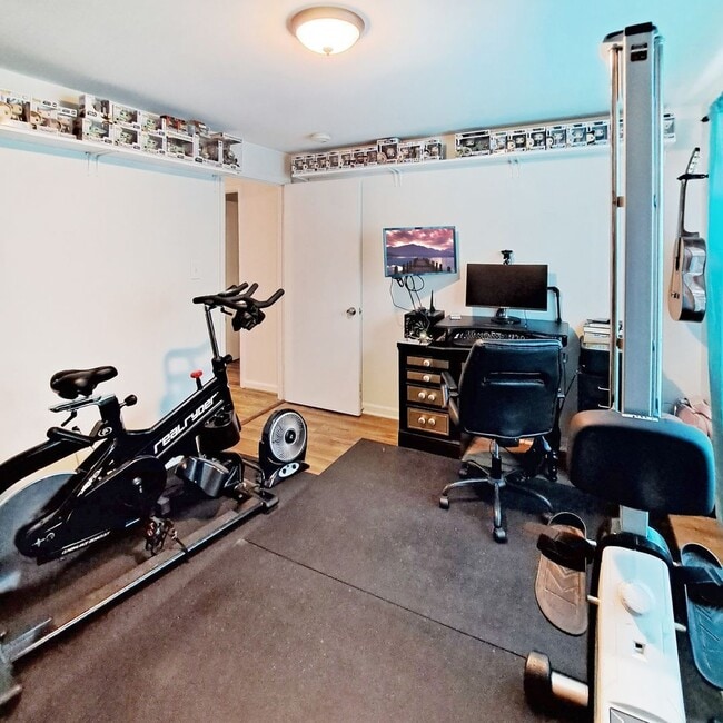 Building Photo - 3506 Lisa Ln