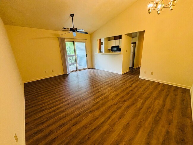 Building Photo - 403 Berryfield Ln