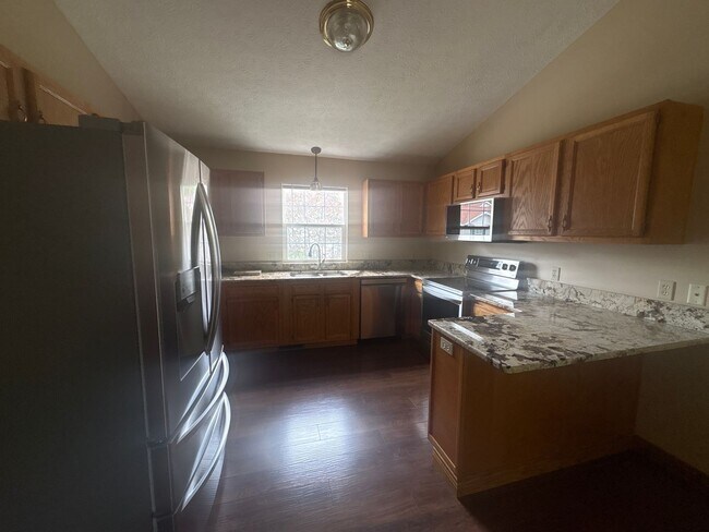 Building Photo - Condo for rent