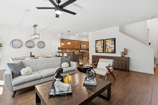 Building Photo - 2653 Jacobson Dr