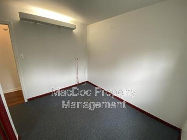 Building Photo - 11206 Old Leavells Rd