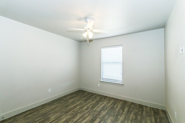 Building Photo - 3807 133rd St