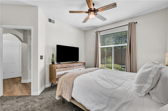 Building Photo - 8733 Red Brook Dr