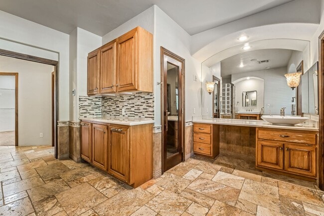 Building Photo - A stunning custom estate nestled in the pr...
