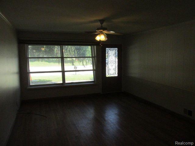 Building Photo - 30953 W Seven Mile Rd