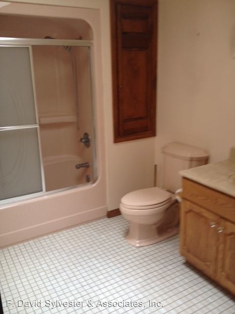 Building Photo - 5 br, 3 bath House - 183 Fern Hollow Road
