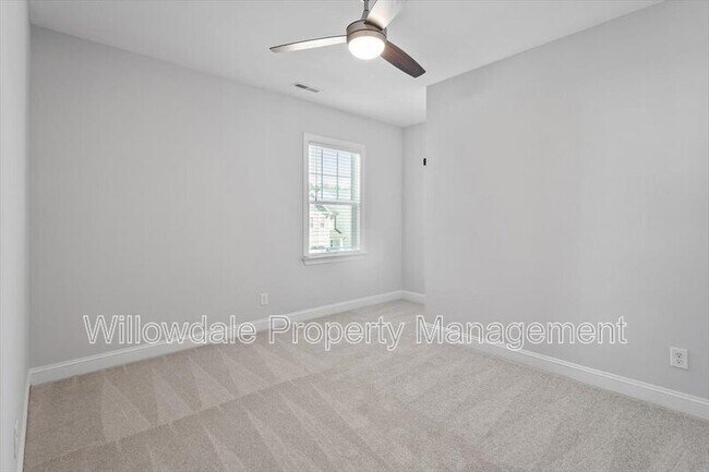 Building Photo - 4940 Enlightenment Rd