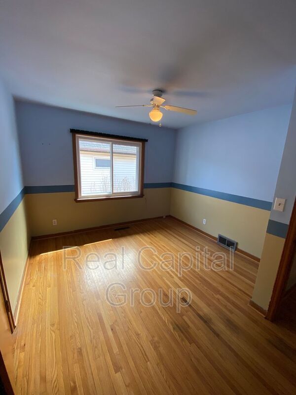 Building Photo - 3518 Ontario Ave