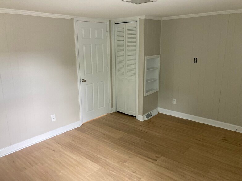 4th bedroom closet - 1200 S Highland Ave