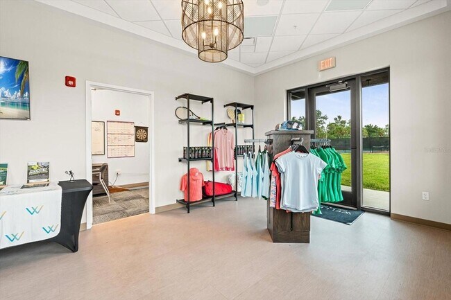 Building Photo - 12470 Wellen Golf St