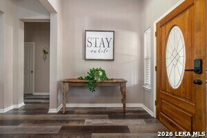 Building Photo - 1131 Flaming Oak Dr