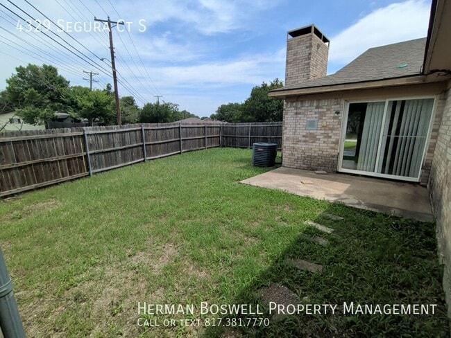 Building Photo - 4329 Segura Ct S