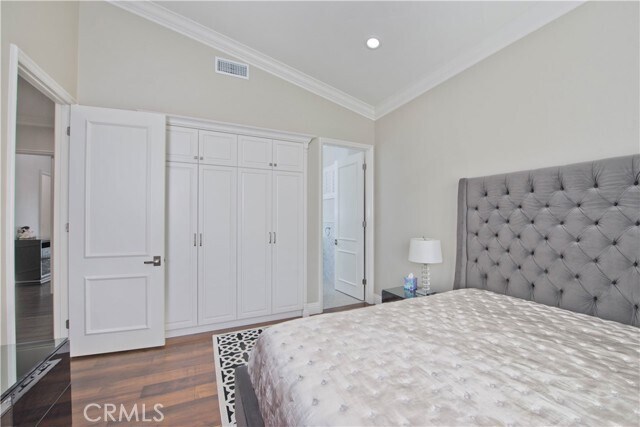 Building Photo - 27048 Triumph Ave