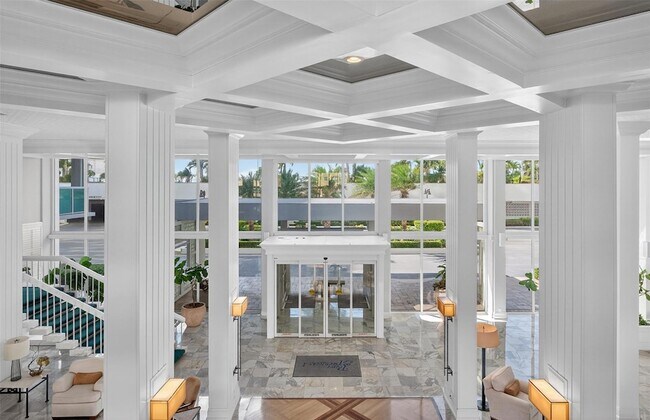 Building Photo - 2100 S Ocean Ln