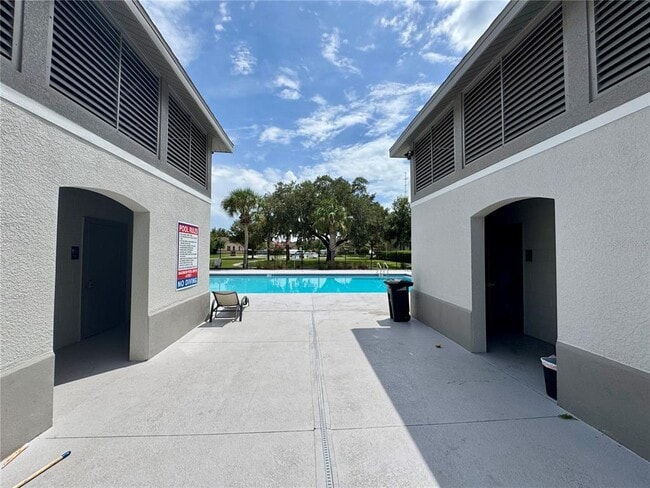 Building Photo - 998 Hermosa Way