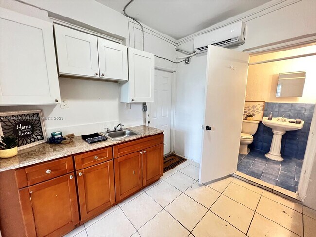 Building Photo - 3421 NW 171st St