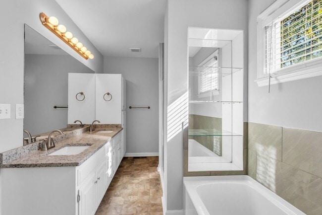 Building Photo - 2560 Choctaw Trce