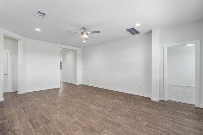 Building Photo - 13613 Baileyfield Dr